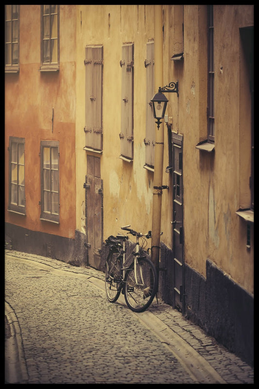  Plakat der schmalen Straße in der Altstadt